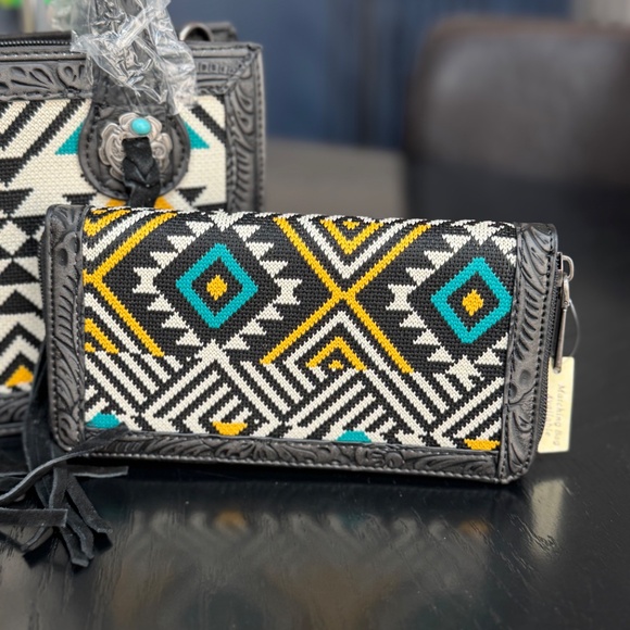 Montana West Aztec Tapestry Mini Tote/Crossbody with Matching Wallet Black NWT - Picture 2 of 9